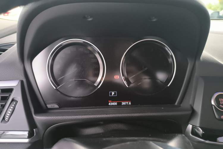 Used BMW 1 Series 2018 118i Sport Edition Instrument Cluster