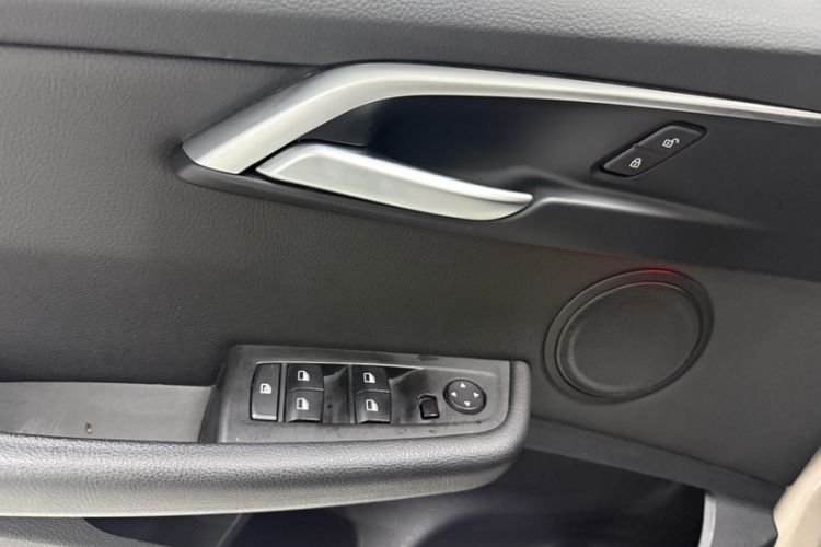 Used BMW 1 Series 2018 118i Sport Edition Interior 1