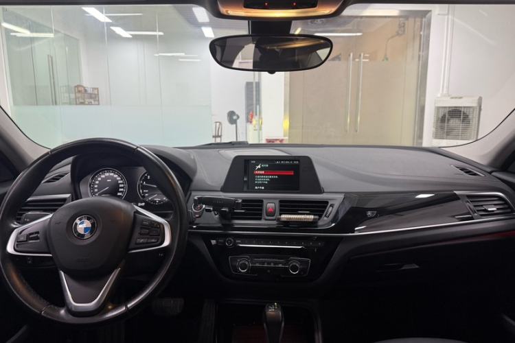 Used BMW 1 Series 2018 118i Sport Edition Interior 7