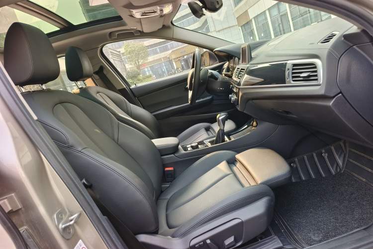 Used BMW 1 Series 2018 Facelifted 118i Sport Edition Right Front Seat