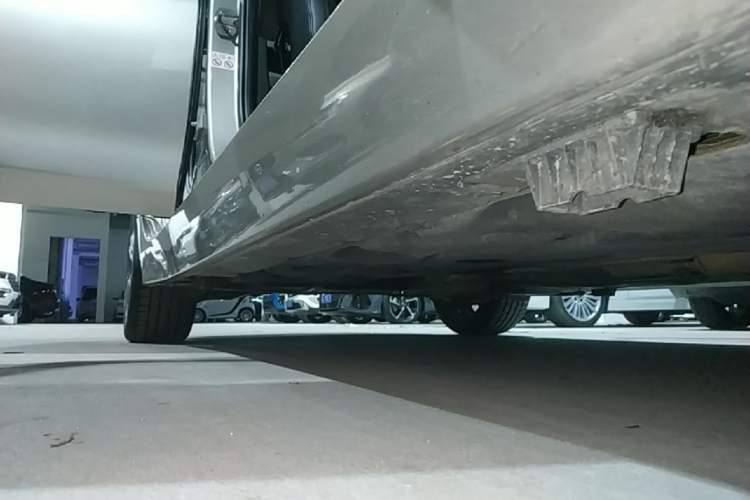 Used BMW 1 Series 2018 118i Sport Edition Right Side Sill