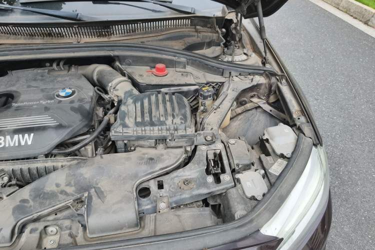 Used BMW 1 Series 2018 118i Sport Edition Engine Bay Left