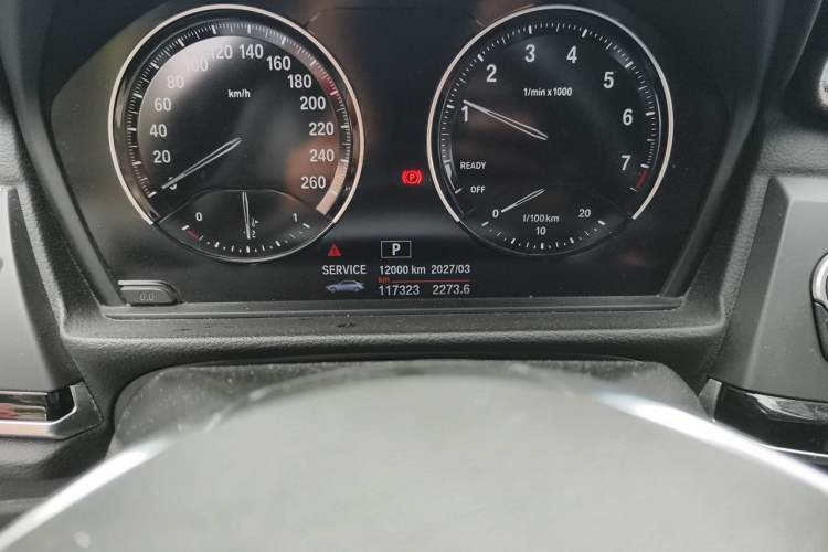Used BMW 1 Series 2018 118i Sport Edition Odometer Close Up