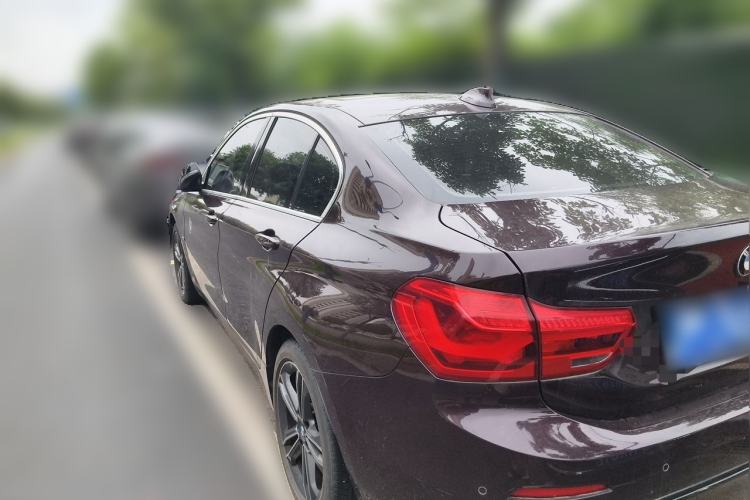 Used BMW 1 Series 2018 118i Sport Edition Rear Left 45 Deg