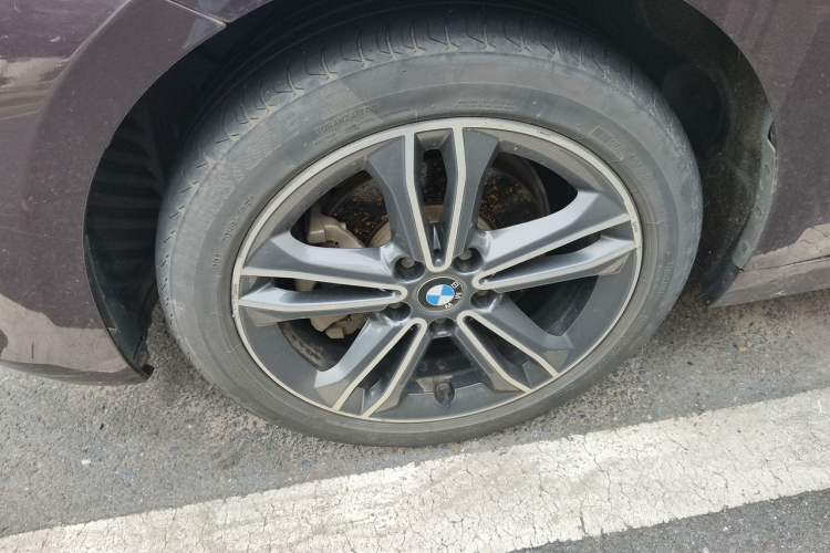 Used BMW 1 Series 2018 118i Sport Edition Right Front Wheel Hub
