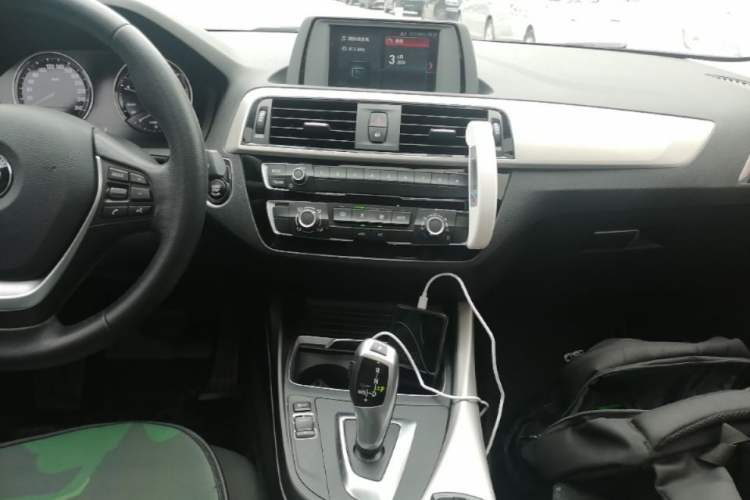 Used BMW 1 Series 2018 118i Leading Model Audio And AC Panel