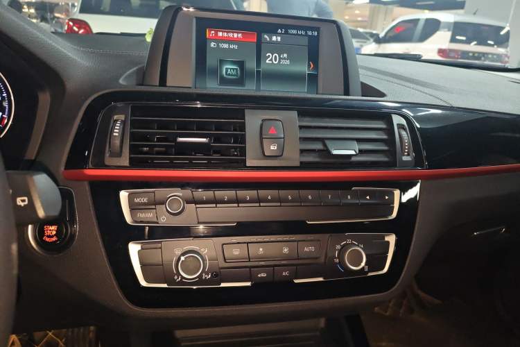 Used BMW 1 Series 2018 118i Sport Design Package Audio And AC Panel