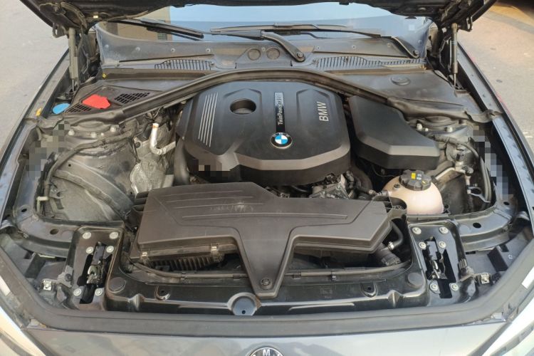 Used BMW 1 Series 2018 118i Sport Design Package Engine Bay