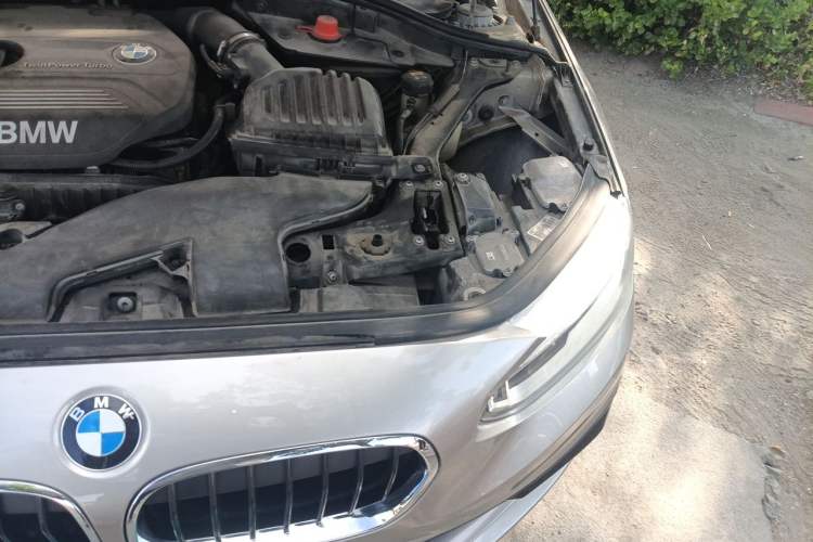 Used BMW 1 Series 2018 118i Sport Edition Engine Bay Left