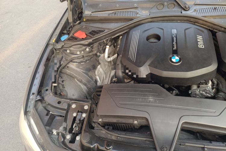 Used BMW 1 Series 2018 118i Sport Design Package Engine Bay Right