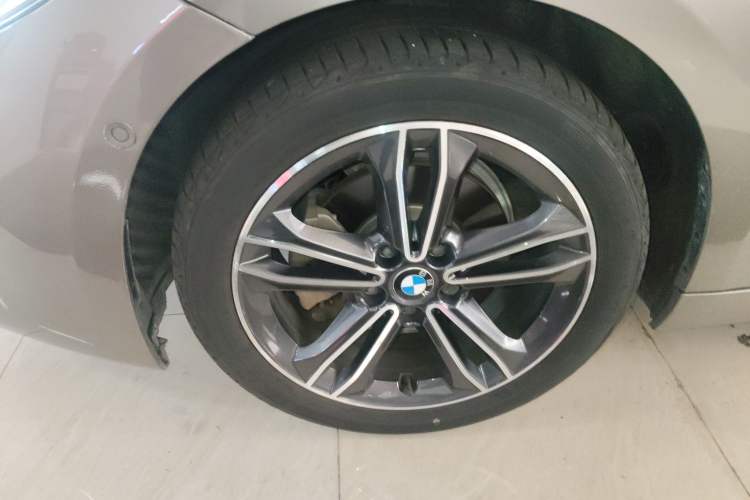 Used BMW 1 Series 2018 118i Sport Edition Exterior 2