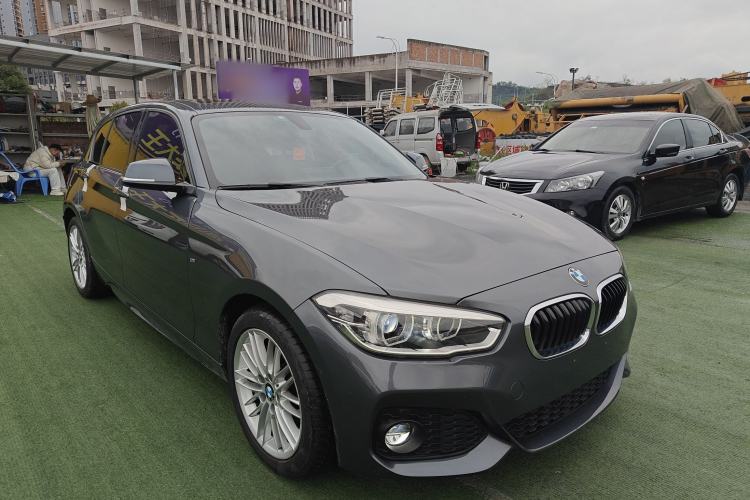 Used BMW 1 Series 2018 120i M Sport Package Front Right 45 Deg