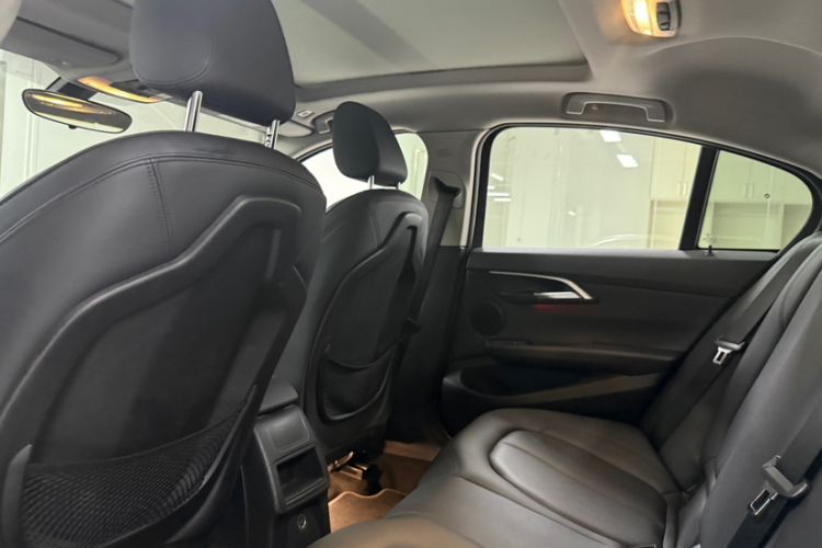 Used BMW 1 Series 2018 118i Sport Edition Headliner