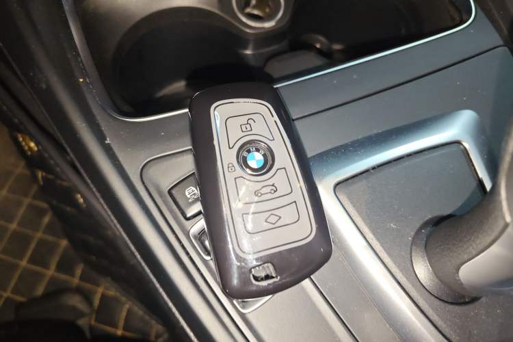 Used BMW 1 Series 2018 118i Sport Design Package Interior 1