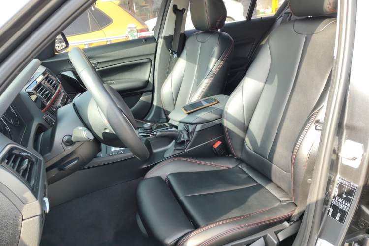 Used BMW 1 Series 2018 118i Sport Design Package Left Front Seat