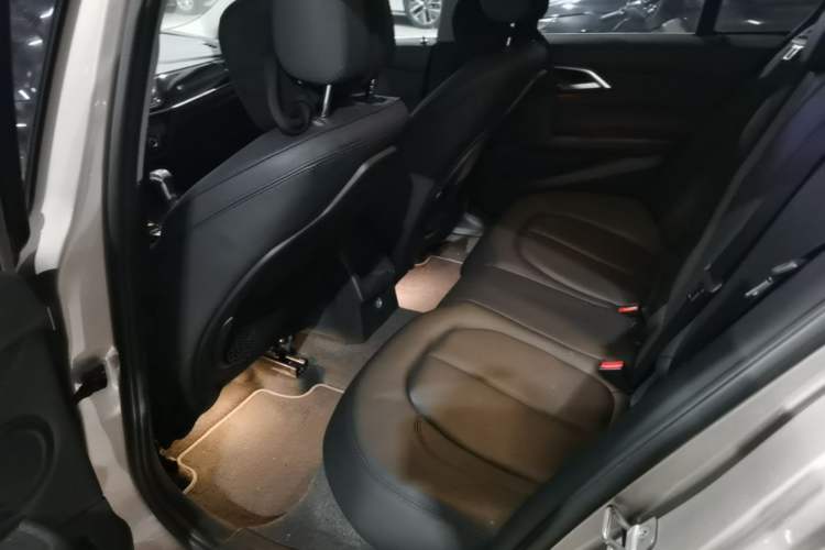 Used BMW 1 Series 2018 118i Sport Edition Left Rear Seat