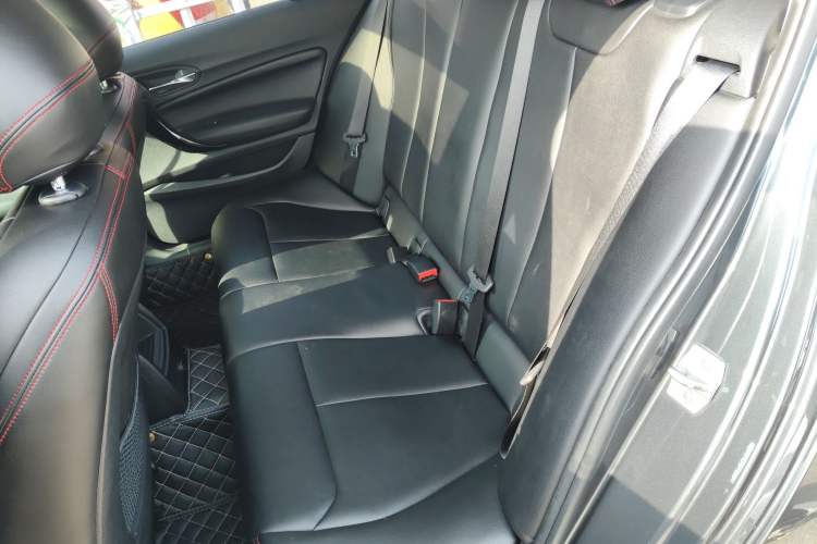 Used BMW 1 Series 2018 118i Sport Design Package Left Rear Seat