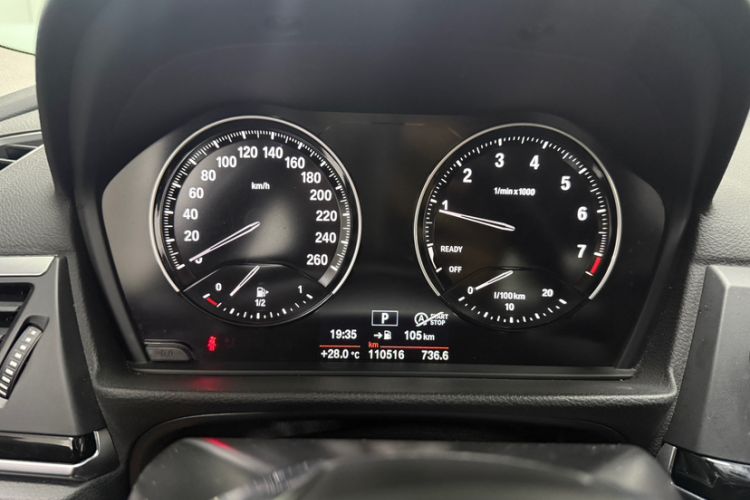 Used BMW 1 Series 2018 118i Sport Edition Odometer Close Up