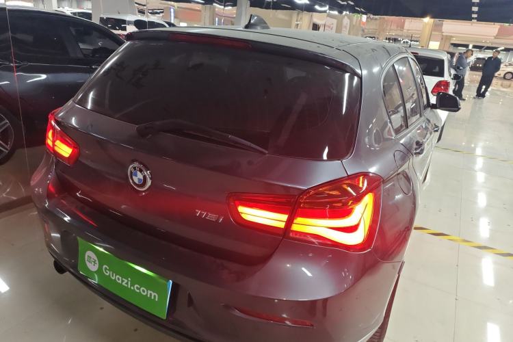 Used BMW 1 Series 2018 118i Sport Design Package Rear Right 45 Deg