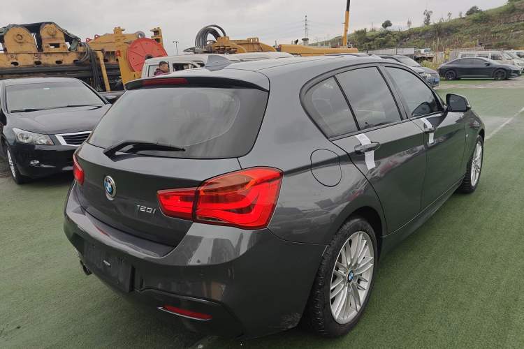 Used BMW 1 Series 2018 120i M Sport Package Rear Right 45 Deg