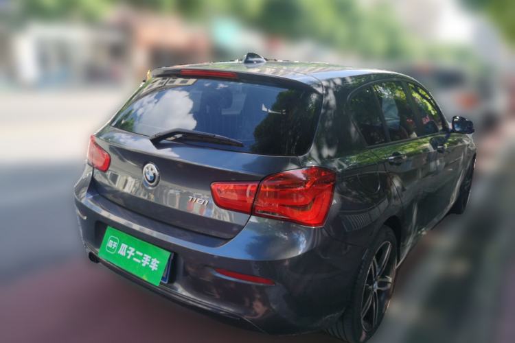 Used BMW 1 Series 2018 118i Sport Design Package Rear Right 45 Deg