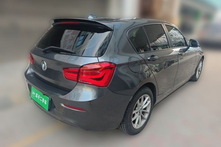 Used BMW 1 Series 2018 118i Leading Model Rear Right 45 Deg