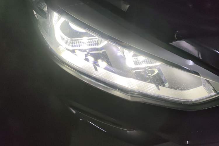 Used BMW 1 Series 2018 M140i Right Front Headlight