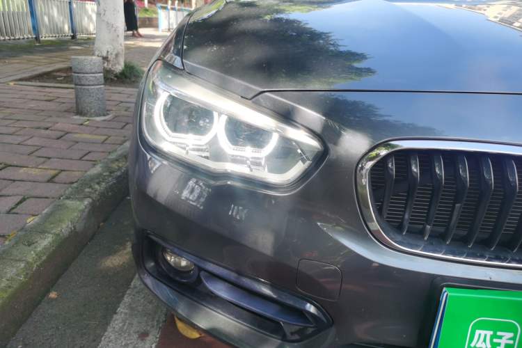 Used BMW 1 Series 2018 118i Sport Design Package Right Front Headlight