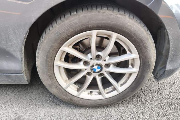 Used BMW 1 Series 2018 118i Leading Model Right Front Wheel Hub