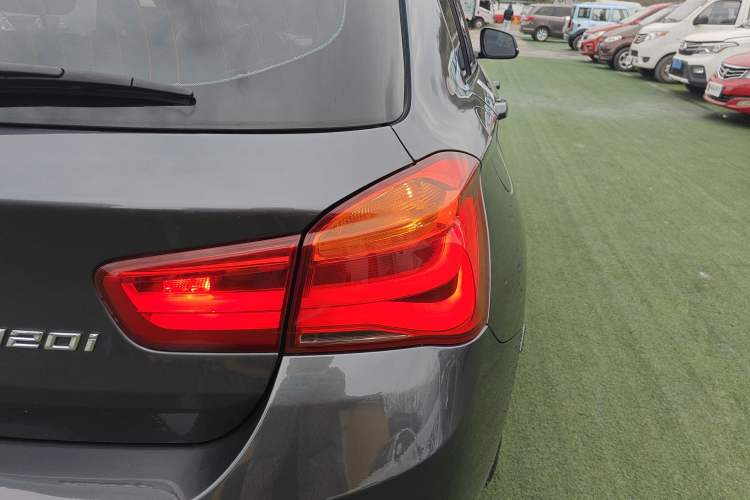 Used BMW 1 Series 2018 120i M Sport Package Right Rear Taillight