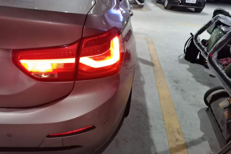 Used BMW 1 Series 2018 118i Sport Edition Right Rear Taillight