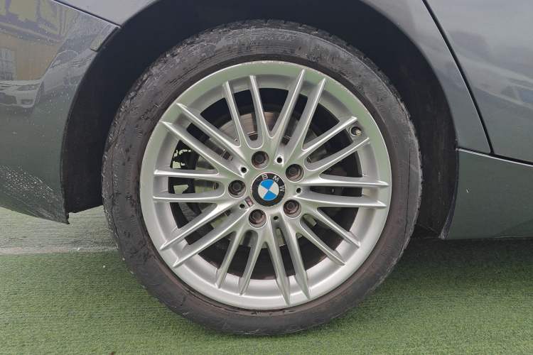 Used BMW 1 Series 2018 120i M Sport Package Right Rear Wheel Hub