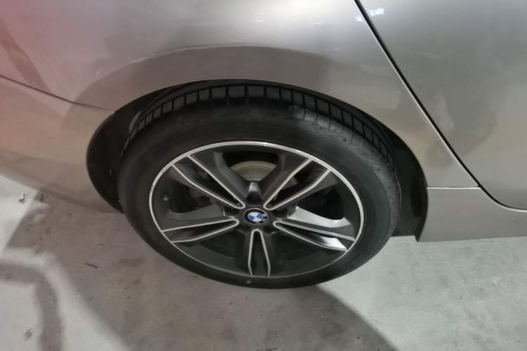 Used BMW 1 Series 2018 118i Sport Edition Right Rear Wheel Hub