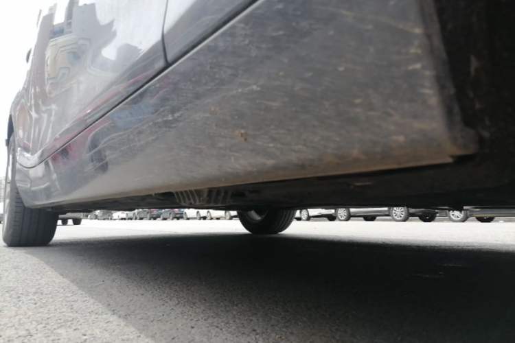Used BMW 1 Series 2018 118i Leading Model Right Side Sill