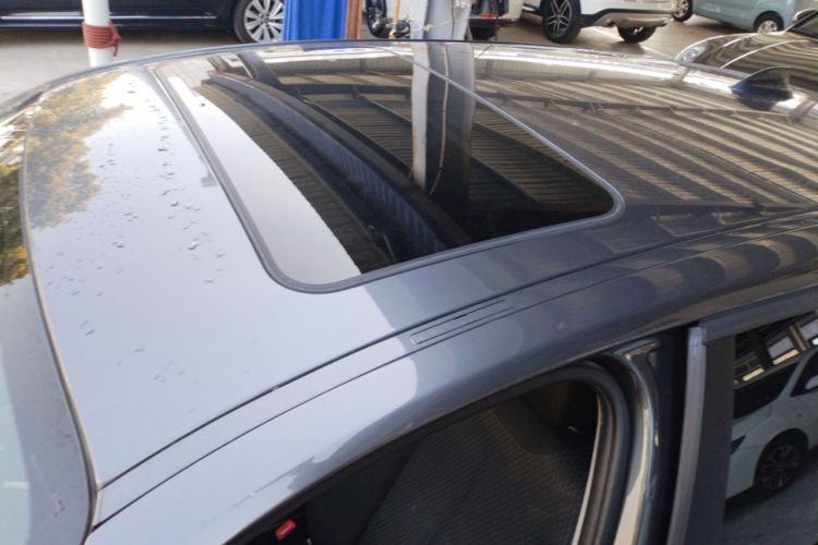 Used BMW 1 Series 2018 118i Leading Model Roof
