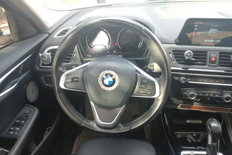 Used BMW 1 Series 2018 118i Sport Edition Steering Wheel