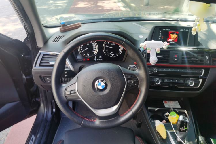 Used BMW 1 Series 2018 118i Sport Design Package Steering Wheel
