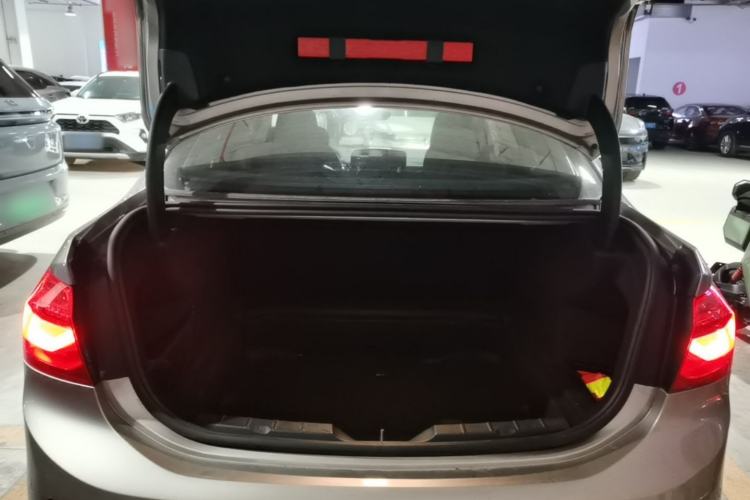 Used BMW 1 Series 2018 118i Sport Edition Trunk