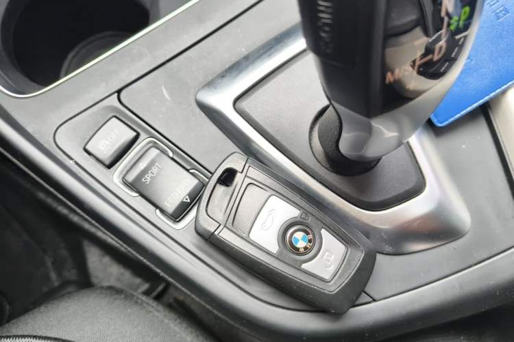 Used BMW 1 Series 2018 118i Leading Model Vehicle Key