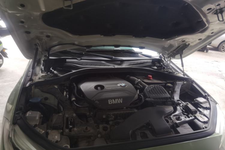 Used BMW 1 Series 2018 118i Sport Edition Engine Bay