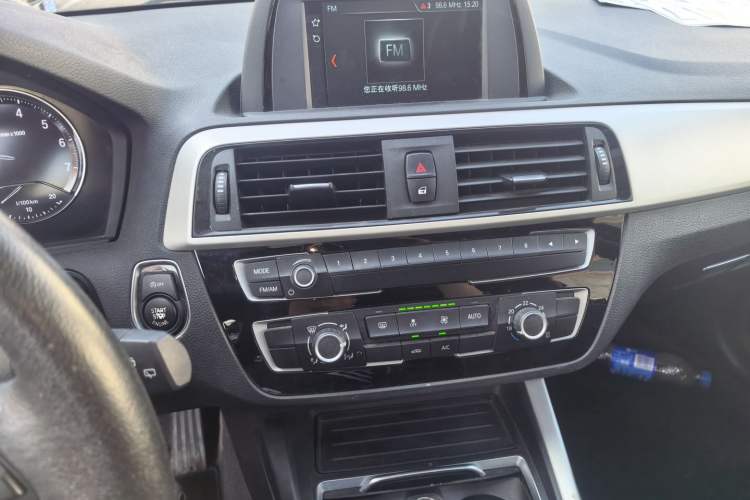 Used BMW 1 Series 2018 118i Leading Model Audio And AC Panel
