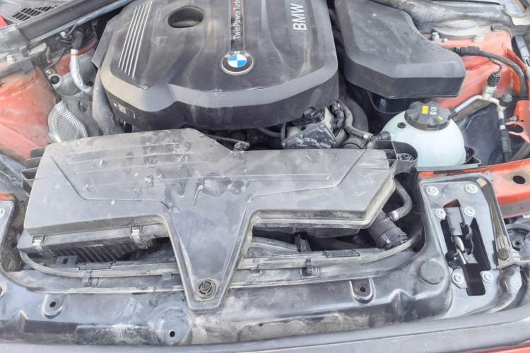 Used BMW 1 Series 2018 118i Leading Model Engine Bay