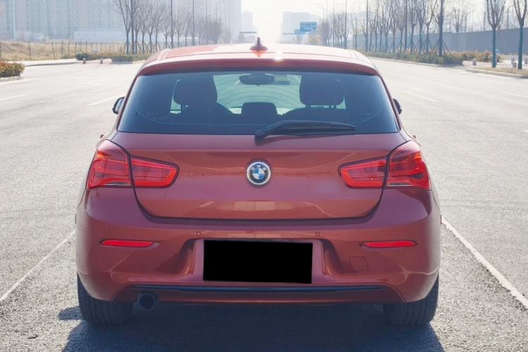 Used BMW 1 Series 2018 118i Sport Design Package Exterior 1