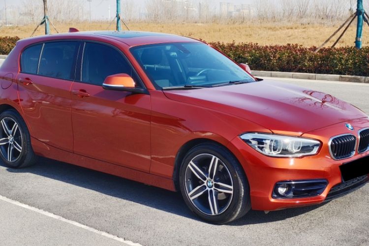 Used BMW 1 Series 2018 118i Sport Design Package Exterior 2