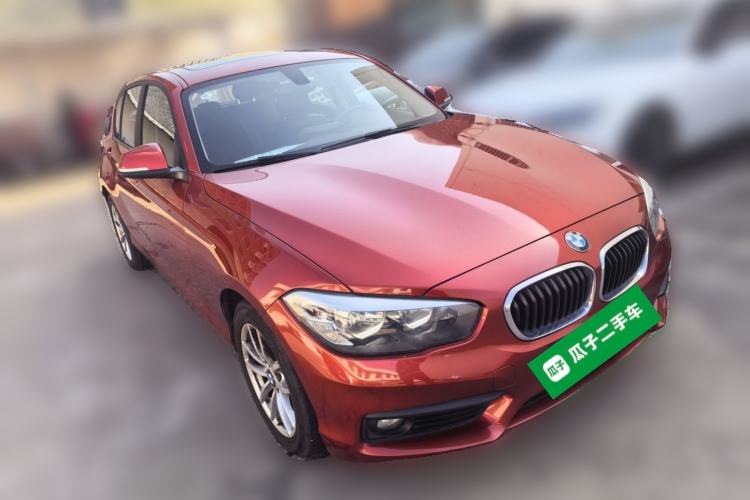 Used BMW 1 Series 2018 118i Leading Model Front Right 45 Deg
