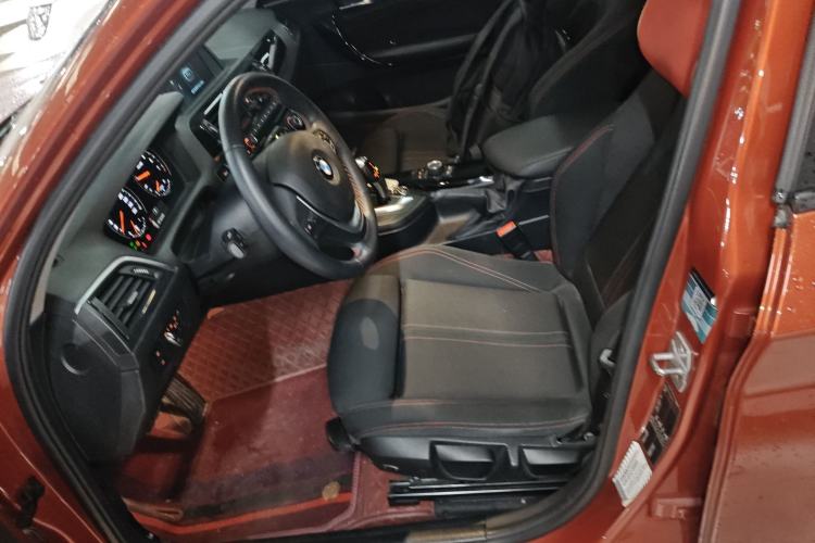 Used BMW 1 Series 2018 118i Sport Design Package Left Front Seat