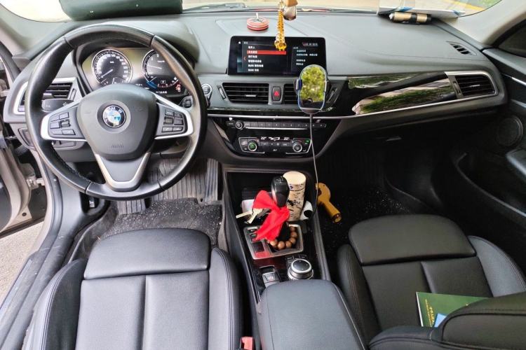 Used BMW 1 Series 2018 118i Design Package Edition Center Console