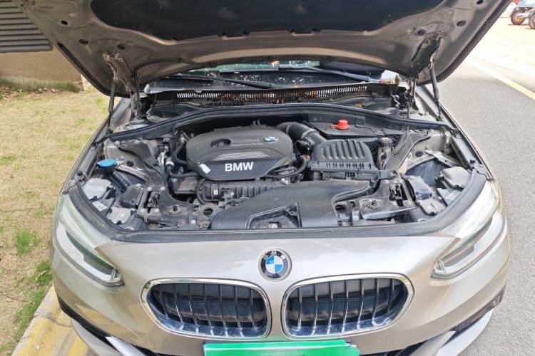 Used BMW 1 Series 2018 118i Design Package Edition Engine Bay