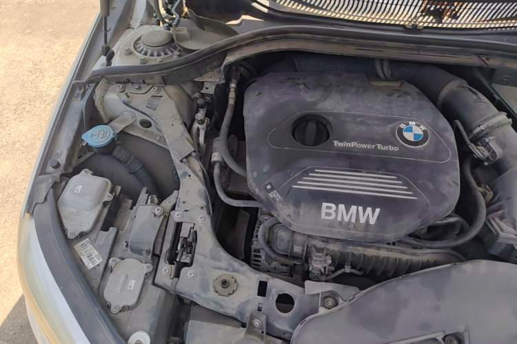 Used BMW 1 Series 2018 118i Sport Edition Engine Bay Right