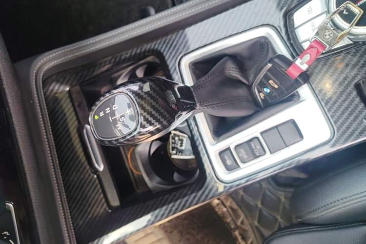 Used BMW 1 Series 2018 118i Sport Edition Gear Lever